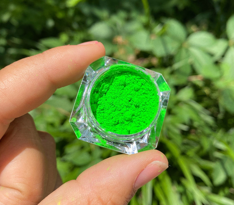 Green Neon Pigment - Glam by Kamrie